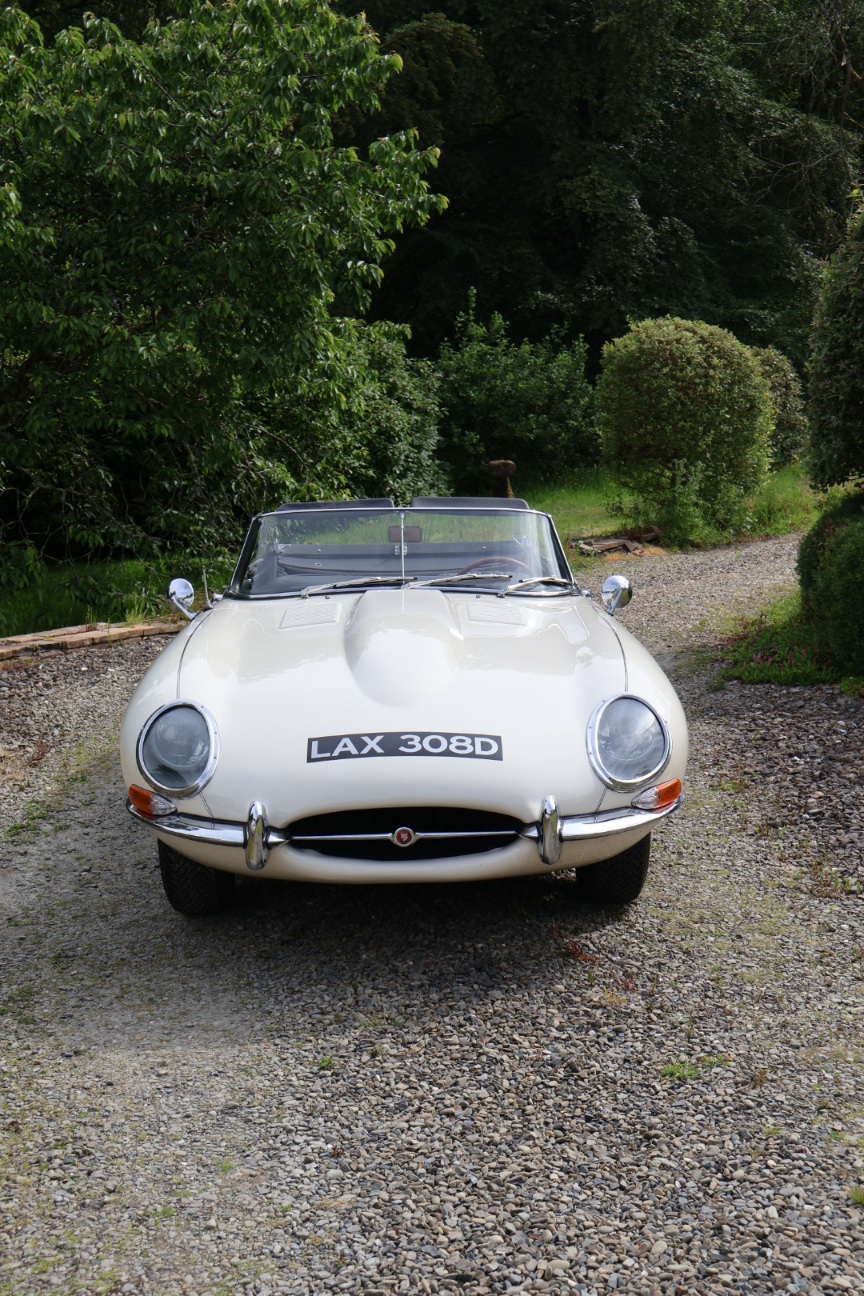 1966 Jaguar E Type S1 4.2 Roadster