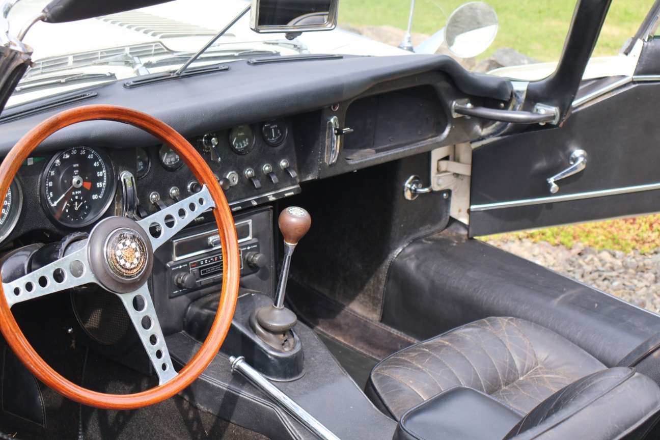 1966 Jaguar E Type S1 4.2 Roadster — photo 13