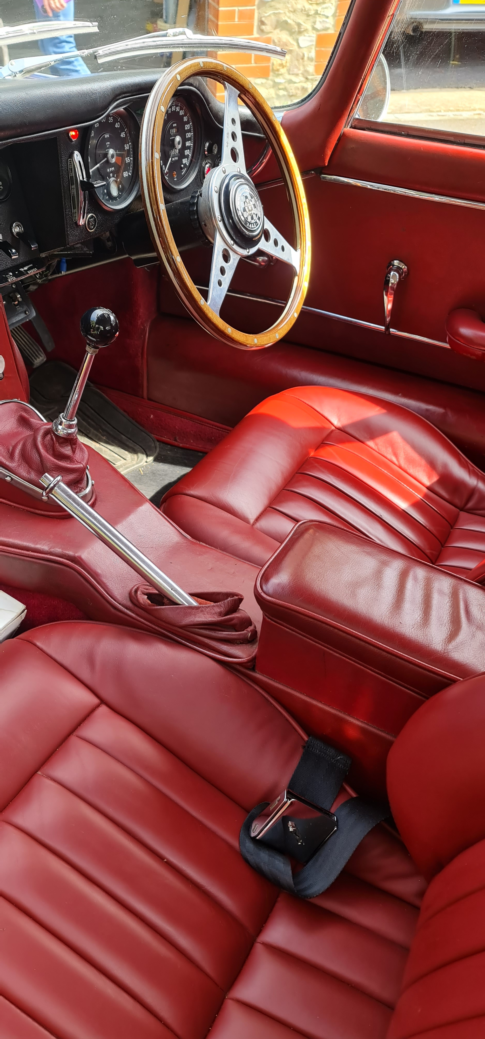 1964 Jaguar E-Type S1 Coupe — photo 6