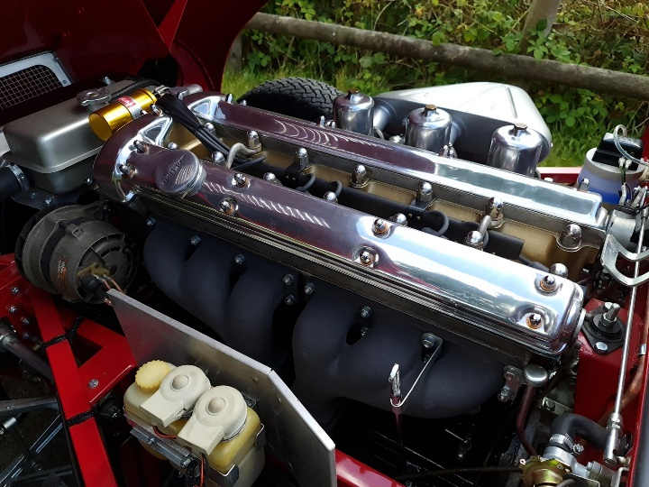 1966 Jaguar E-Type S1 4.2 Roadster — photo 14