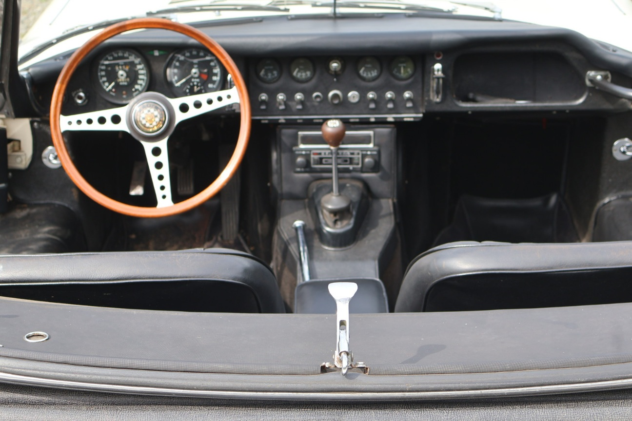 1966 Jaguar E Type S1 4.2 Roadster — photo 14