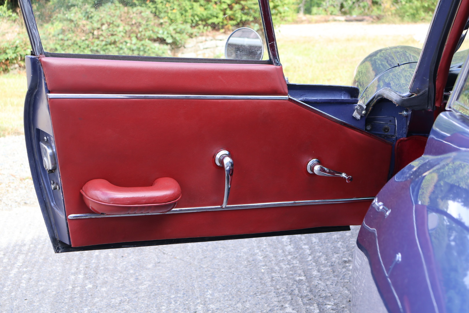 1964 Jaguar E-Type S1 Coupe — photo 14